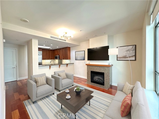 700 E Street, San Diego, California 92101, 1 Bedroom Bedrooms, ,2 BathroomsBathrooms,Residential,For Sale,E Street,OC24112082