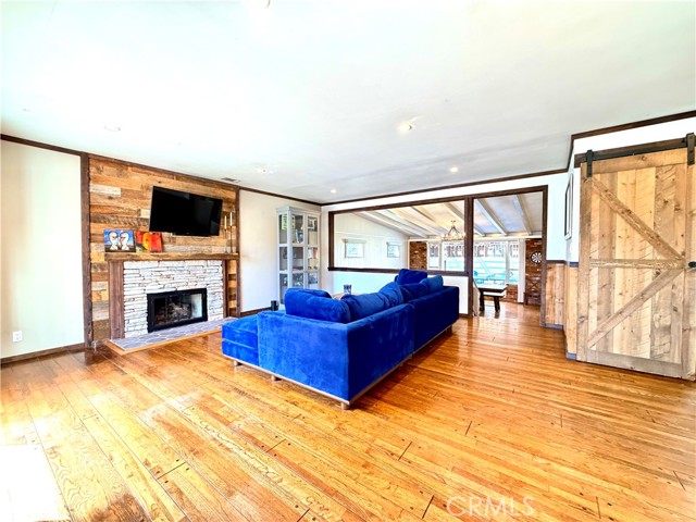 Detail Gallery Image 6 of 54 For 2925 Knoxville, Long Beach,  CA 90815 - 4 Beds | 2 Baths