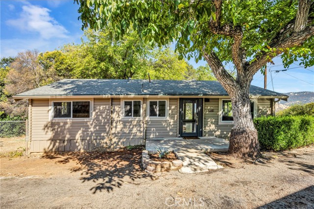 2861 Riviera Heights Dr, Kelseyville, CA 95451