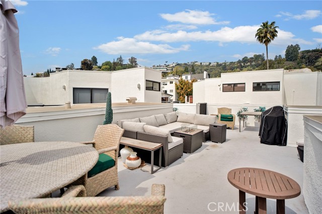 Detail Gallery Image 14 of 15 For 1201 Larrabee St #107,  West Hollywood,  CA 90069 - 2 Beds | 2 Baths