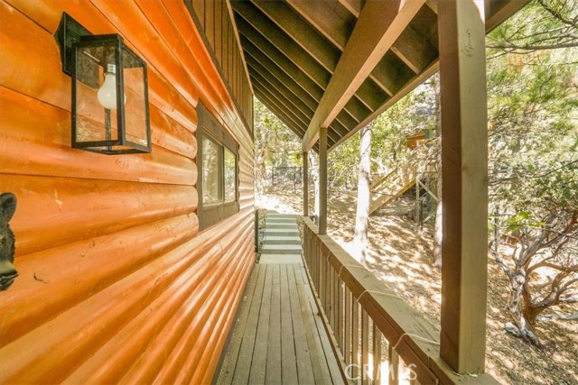 Detail Gallery Image 39 of 50 For 695 Grass Valley Rd, Lake Arrowhead,  CA 92352 - 3 Beds | 2 Baths