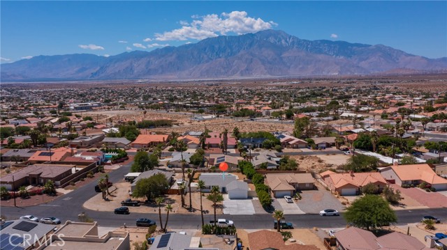 66591 Yucca Drive, Desert Hot Springs CA: https://media.crmls.org/medias/136c6ab9-d28d-4fff-9a50-a2a020b86fdd.jpg