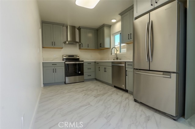 17425 Nauset Court, Carson CA: https://media.crmls.org/medias/136cf0e0-0dfc-4392-a451-4e404b8e522c.jpg