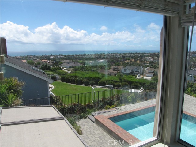 Detail Gallery Image 11 of 14 For 3009 Calle Frontera, San Clemente,  CA 92673 - 5 Beds | 2/1 Baths