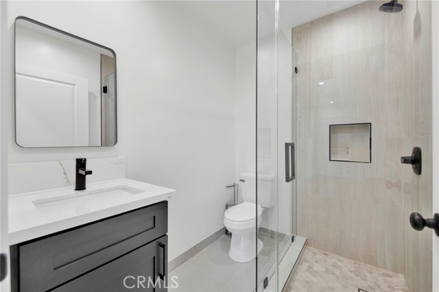 Detail Gallery Image 10 of 14 For 6712 Saint Clair Ave, North Hollywood,  CA 91606 - 3 Beds | 2 Baths