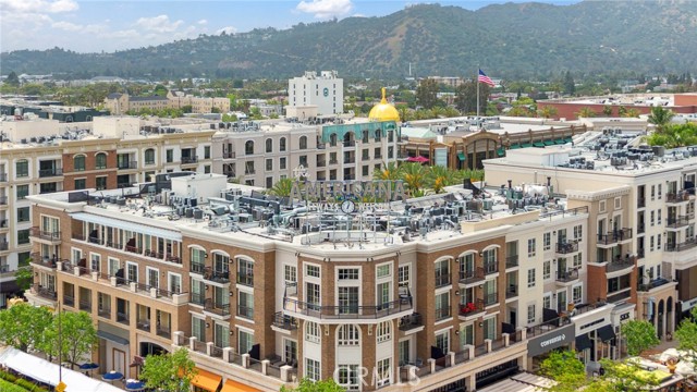 301 W Loraine Street, Glendale CA: https://media.crmls.org/medias/136e5c16-692e-40bc-811d-b1d60d91f0a7.jpg
