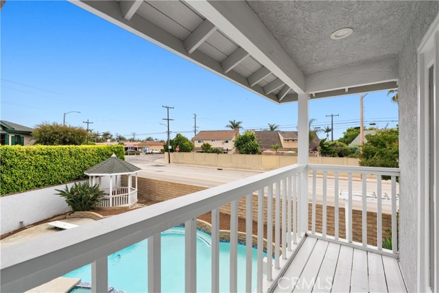 Detail Gallery Image 38 of 52 For 21941 Oceanview Ln, Huntington Beach,  CA 92646 - 4 Beds | 2/1 Baths
