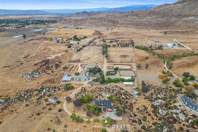 Detail Gallery Image 7 of 66 For 31120 Kelstar Rd, Hemet,  CA 92544 - 5 Beds | 2/1 Baths