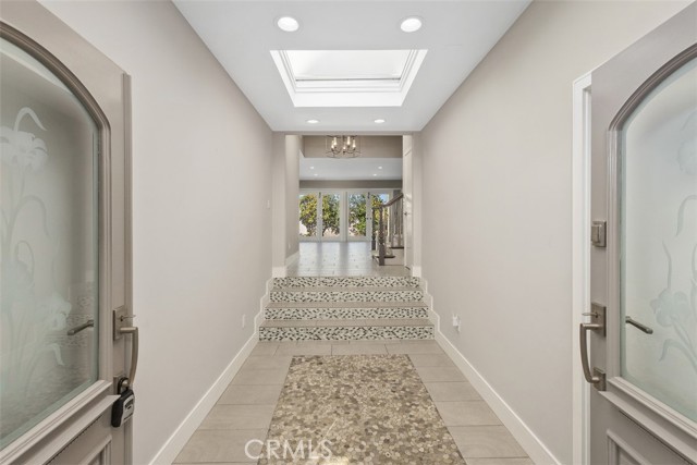 Detail Gallery Image 31 of 40 For 3800 Topside Ln, Corona Del Mar,  CA 92625 - 4 Beds | 3/1 Baths