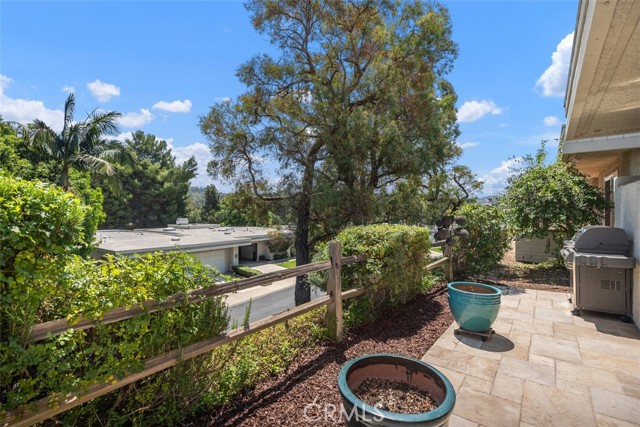 Detail Gallery Image 22 of 35 For 5562 via Portora a,  Laguna Woods,  CA 92637 - 2 Beds | 2 Baths