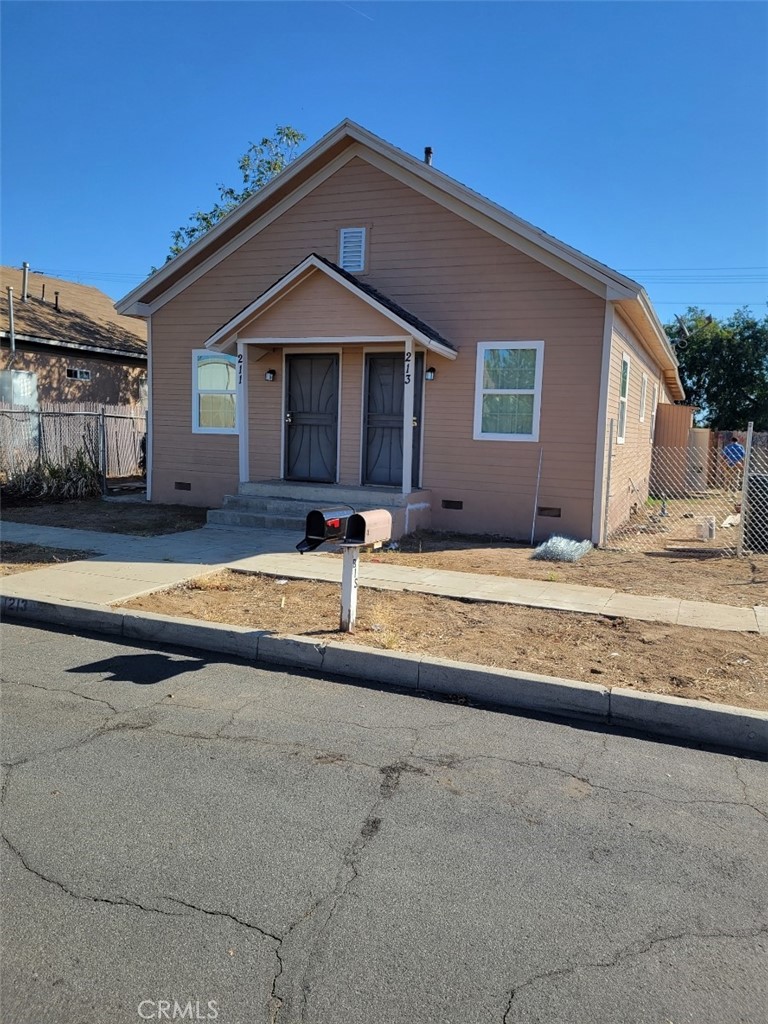 211 S Olive Avenue, Rialto, CA 92376