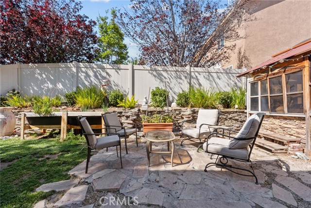 29513 Blake Way, Canyon Country CA: https://media.crmls.org/medias/13710723-8eab-4656-a5c5-21ab816428aa.jpg