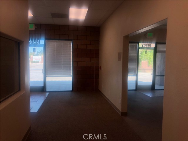 16490 Walnut Street, Hesperia, California 92345, ,Commercial Lease,For Rent,16490 Walnut Street,CRHD23087838