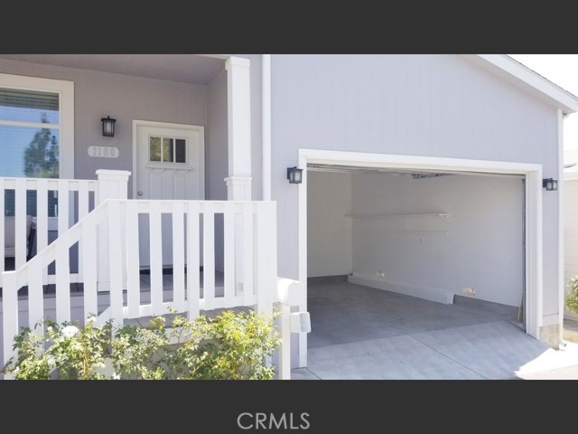1188 Aztec, Topanga CA: https://media.crmls.org/medias/1373c4e3-9903-4b8e-a8e9-11daf02bcdd9.jpg