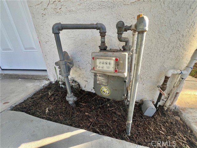 Detail Gallery Image 42 of 44 For 6576 Lorena Ave, Jurupa Valley,  CA 91752 - 5 Beds | 3/1 Baths