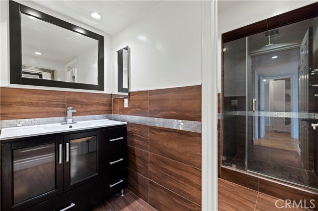 Detail Gallery Image 19 of 20 For 515 N Kenwood #112,  Glendale,  CA 91206 - 2 Beds | 2 Baths