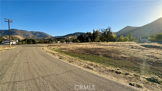 Detail Gallery Image 2 of 6 For 1 Live Oak Dr, Sanger,  CA 93657 - – Beds | – Baths