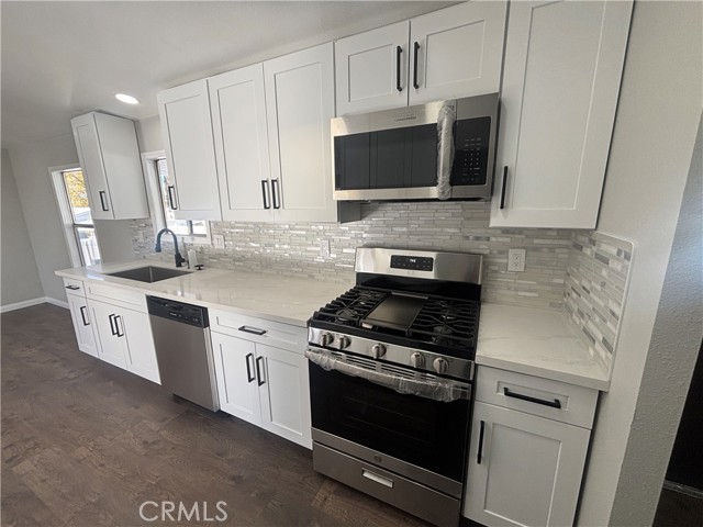 Detail Gallery Image 19 of 46 For 22111 Newport Ave #62,  Grand Terrace,  CA 92313 - 3 Beds | 2 Baths