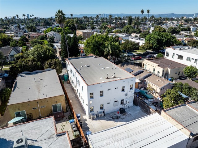 Detail Gallery Image 6 of 75 For 2840 Potomac Ave #1/2,  Los Angeles,  CA 90016 - 2 Beds | 1 Baths