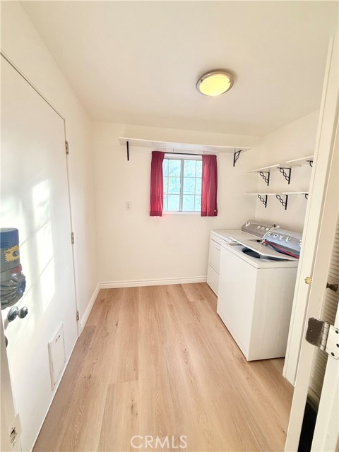 Detail Gallery Image 18 of 26 For 6424 Penfield Ave, Woodland Hills,  CA 91367 - 3 Beds | 2 Baths