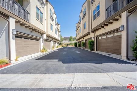 Detail Gallery Image 47 of 48 For 18339 Iris Ln, Yorba Linda,  CA 92886 - 2 Beds | 2/1 Baths