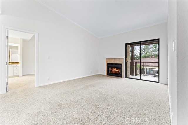 25641 Indian Hill Lane, Laguna Hills CA: https://media.crmls.org/medias/1379993f-d772-4e63-91db-43d1ec493c1b.jpg