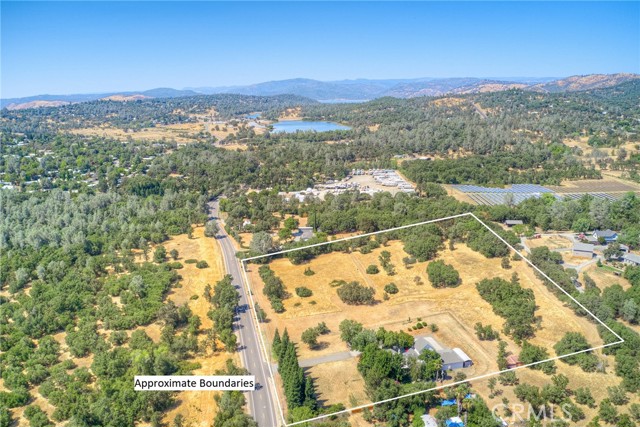 6060 Miners Ranch Road, Oroville CA: https://media.crmls.org/medias/137a6b50-3051-44e3-8252-f4607fc2b650.jpg