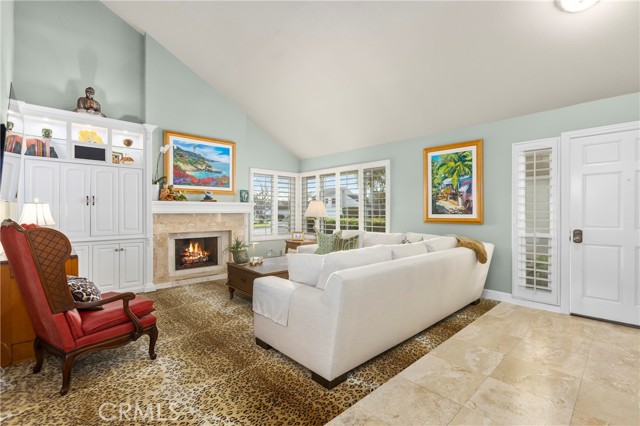 Detail Gallery Image 5 of 28 For 9 Singingwood #35, Irvine,  CA 92614 - 2 Beds | 2 Baths