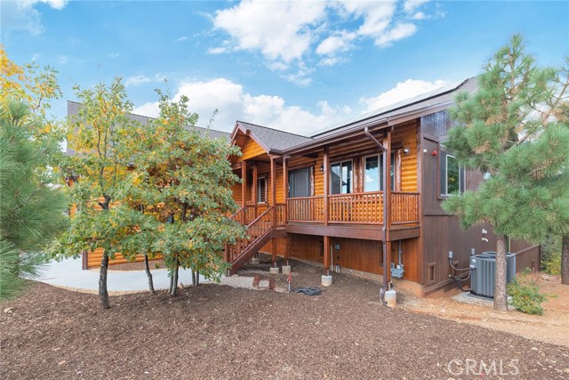 1658 Tuolumne Road, Big Bear City CA: https://media.crmls.org/medias/137c95c4-722b-4b0a-9bd2-f15a6a9673ce.jpg