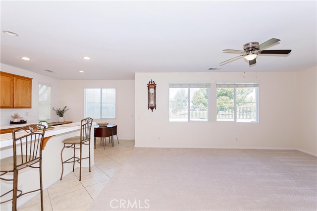 Detail Gallery Image 17 of 57 For 3607 Mountain Shadows Ct, Palmdale,  CA 93551 - 3 Beds | 3 Baths