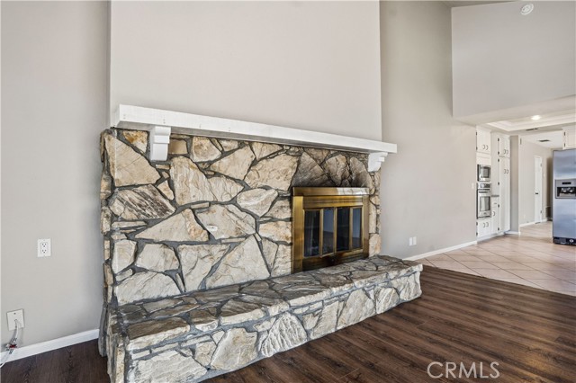 Detail Gallery Image 17 of 42 For 30221 Channel Way, Canyon Lake,  CA 92587 - 3 Beds | 2 Baths