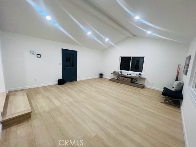 https://media.crmls.org/medias/137e66dd-488d-4a1f-8164-d7658293cdea.jpg?preset=X-Large