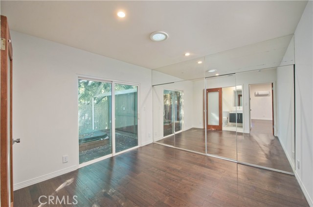 Detail Gallery Image 17 of 37 For 12413 Westminster Ave, Los Angeles,  CA 90066 - 6 Beds | 5 Baths