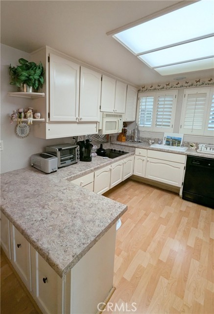 Detail Gallery Image 7 of 18 For 852 Ronda Mendoza #O,  Laguna Woods,  CA 92637 - 2 Beds | 2 Baths