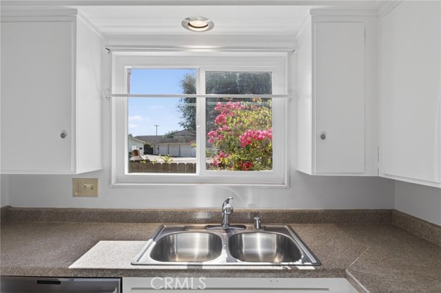 Detail Gallery Image 6 of 28 For 22931 Nadine Cir a,  Torrance,  CA 90505 - 2 Beds | 1/1 Baths