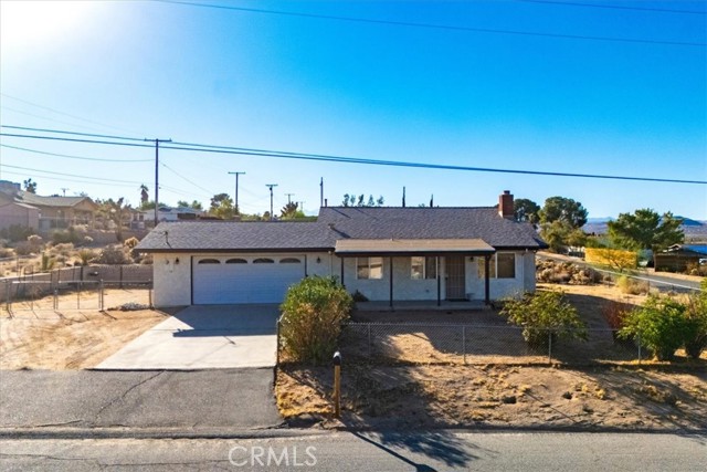 Detail Gallery Image 3 of 50 For 7100 Hillview Rd, Joshua Tree,  CA 92252 - 2 Beds | 2 Baths