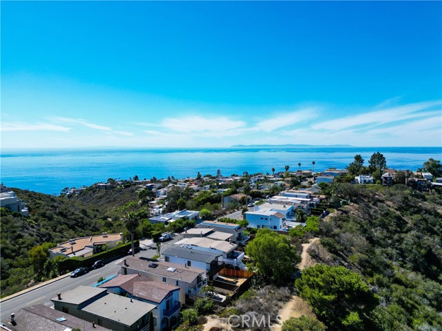 Detail Gallery Image 29 of 32 For 1744 Del Mar Ave, Laguna Beach,  CA 92651 - 2 Beds | 1 Baths