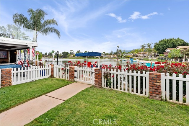 Image 14 of 23 For 1558 Camelot Drive