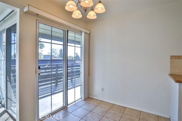 Detail Gallery Image 20 of 57 For 1071 Lakeview Ter, Azusa,  CA 91702 - 2 Beds | 2 Baths