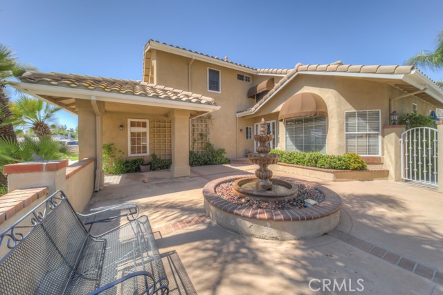 Image 58 of 75 For 25220 Corte Sur