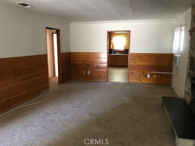 https://media.crmls.org/medias/1382f535-5df6-4b7f-8deb-2522a9c76191.jpg?preset=X-Large