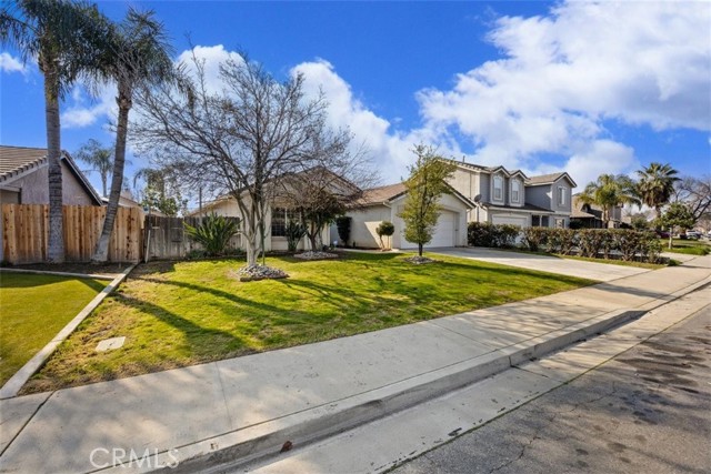 Detail Gallery Image 21 of 27 For 4906 Shadow Stone Dr, Bakersfield,  CA 93313 - 4 Beds | 2 Baths