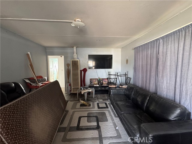 Detail Gallery Image 3 of 17 For 13841 Carson, Trona,  CA 93562 - 2 Beds | 1 Baths