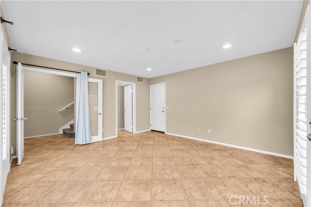 Image 9 of 27 For 284 Tustin Field Drive