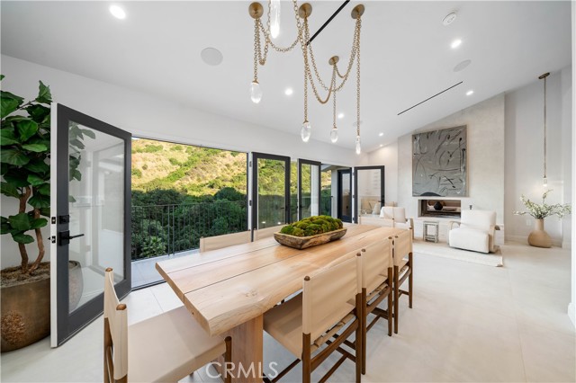 Image 17 of 74 For 3636 Camino De La Cumbre