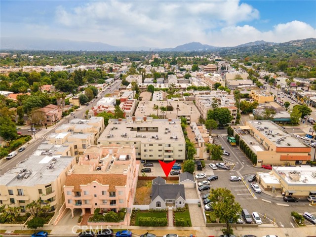 Detail Gallery Image 16 of 51 For 4326 Colbath Ave, Sherman Oaks,  CA 91423 - 2 Beds | 2 Baths