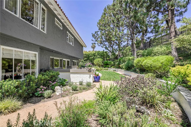 30204 Calle de Suenos, Rancho Palos Verdes CA: https://media.crmls.org/medias/13873acb-1f32-480f-89c2-9f0bae5fc7e3.jpg