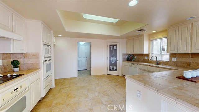 Detail Gallery Image 13 of 40 For 3308 Camino Way, Madera,  CA 93637 - 3 Beds | 2/1 Baths