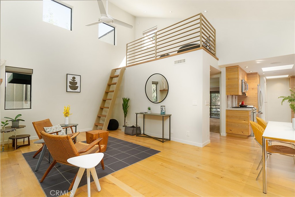 1257 Iris 4, San Luis Obispo, CA 93401