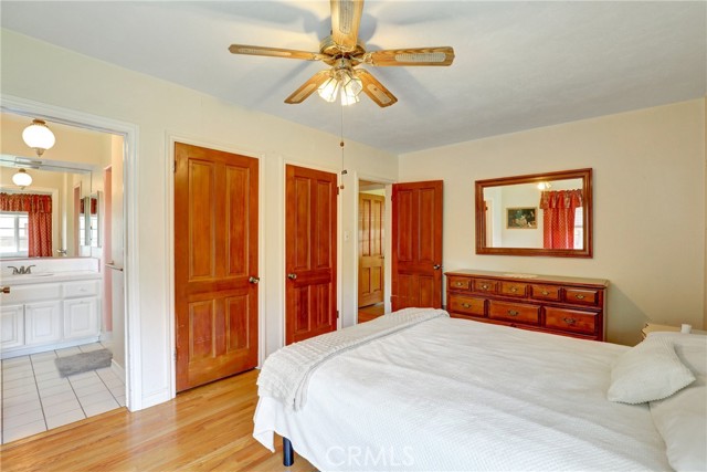 2307 Cameron Avenue, Covina CA: https://media.crmls.org/medias/1388e85b-c6a5-435e-802b-03a491e5e2b5.jpg